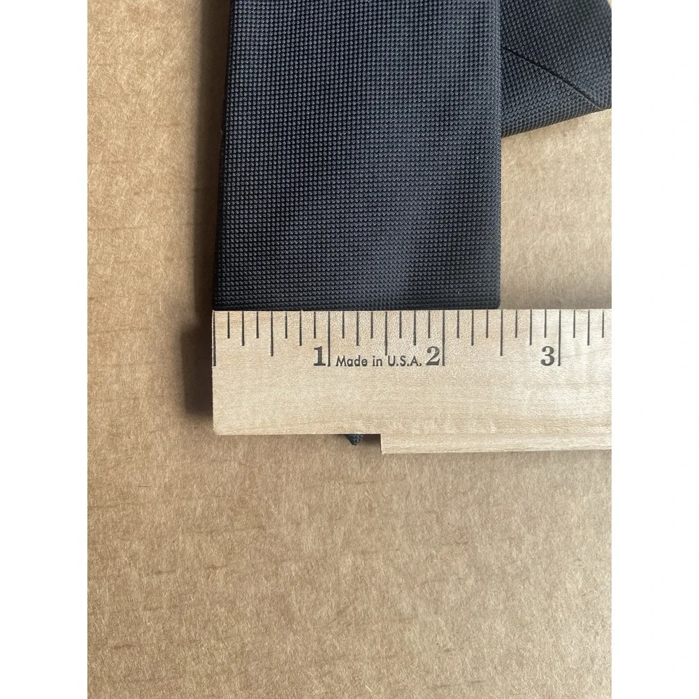 Theory 100% Silk‎ Designer Necktie Tie Made In USA Roadster Black